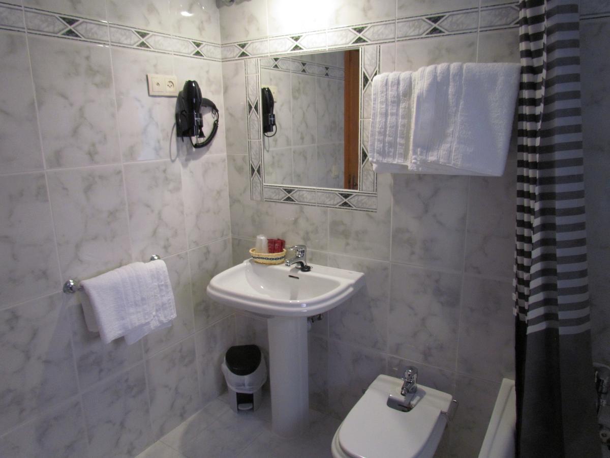 Hotel Las Nieves Linás de Broto Zewnętrze zdjęcie
