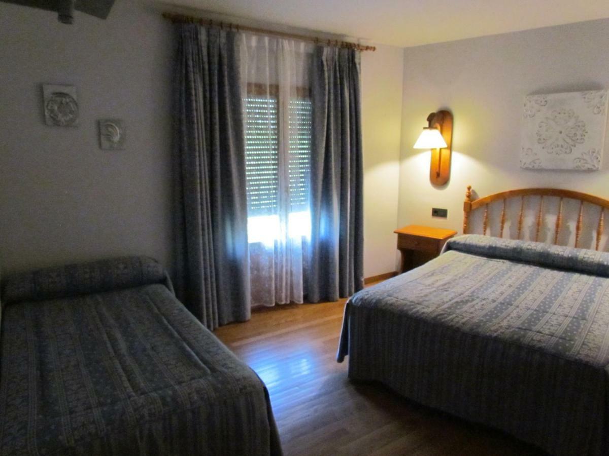 Hotel Las Nieves Linás de Broto Zewnętrze zdjęcie